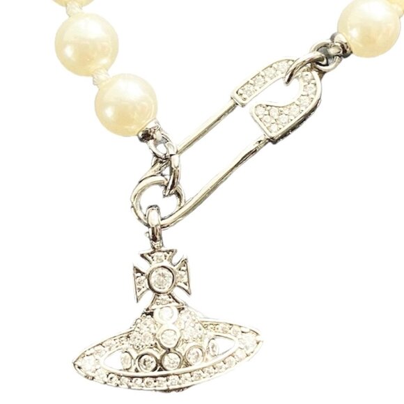 AUTH New VIVIENNE WESTWOOD Silver Swarovski Pearl w Pave Pin Necklace Ret $345 - Picture 1 of 4